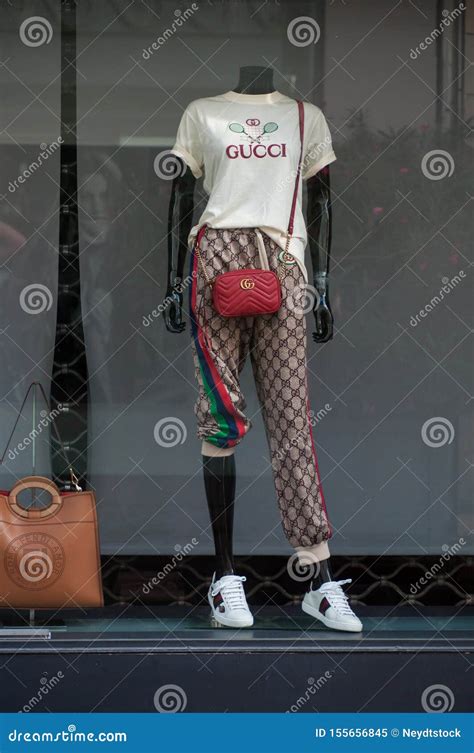 gucci mannequin